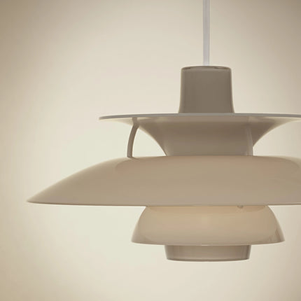 Suspension PH 5 Ø320 Opal beige éteinte – vue rapprochée