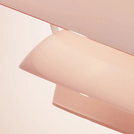Détail de la lumière diffusée par la PH 5 Ø320 rose pâle