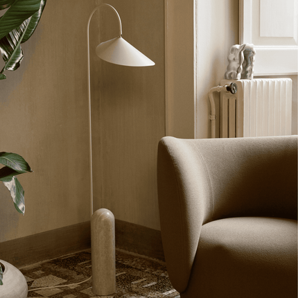 Arum, Lampadaire avec pied en travertin-ÉCLAIRAGE FRANÇAIS