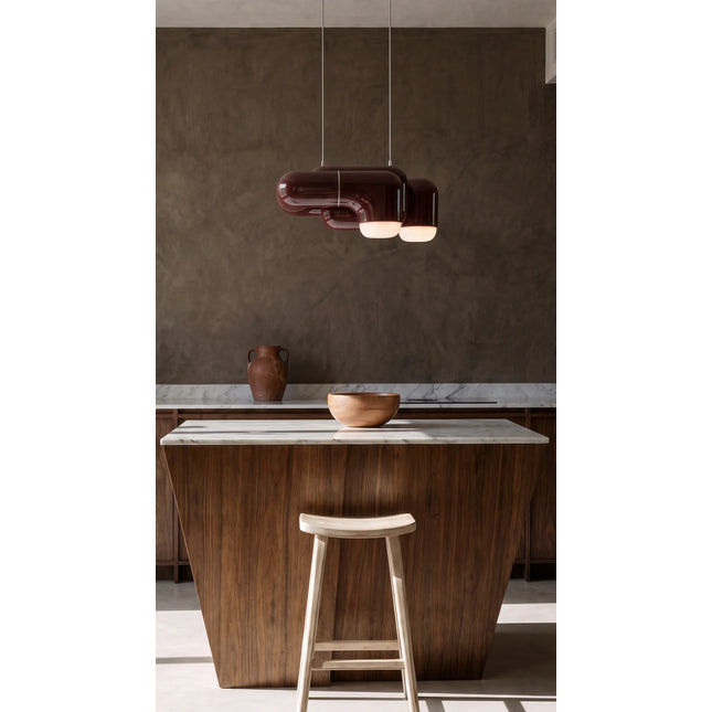 U · 048 · Pendant