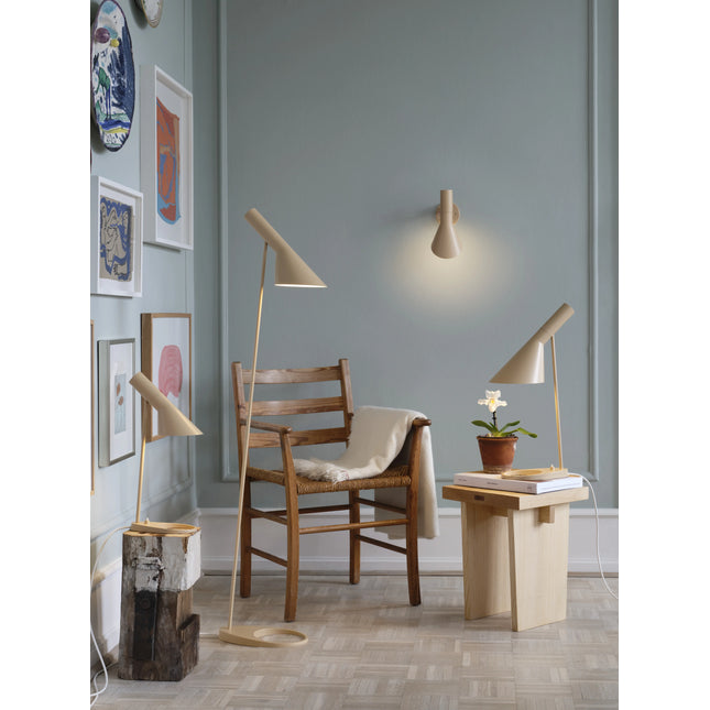 AJ - Lampadaire