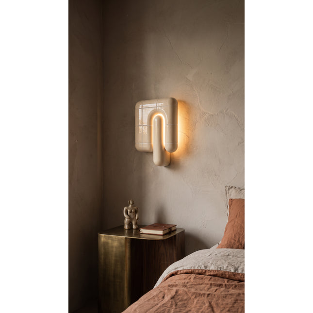 U · 013 · Wall Lamp